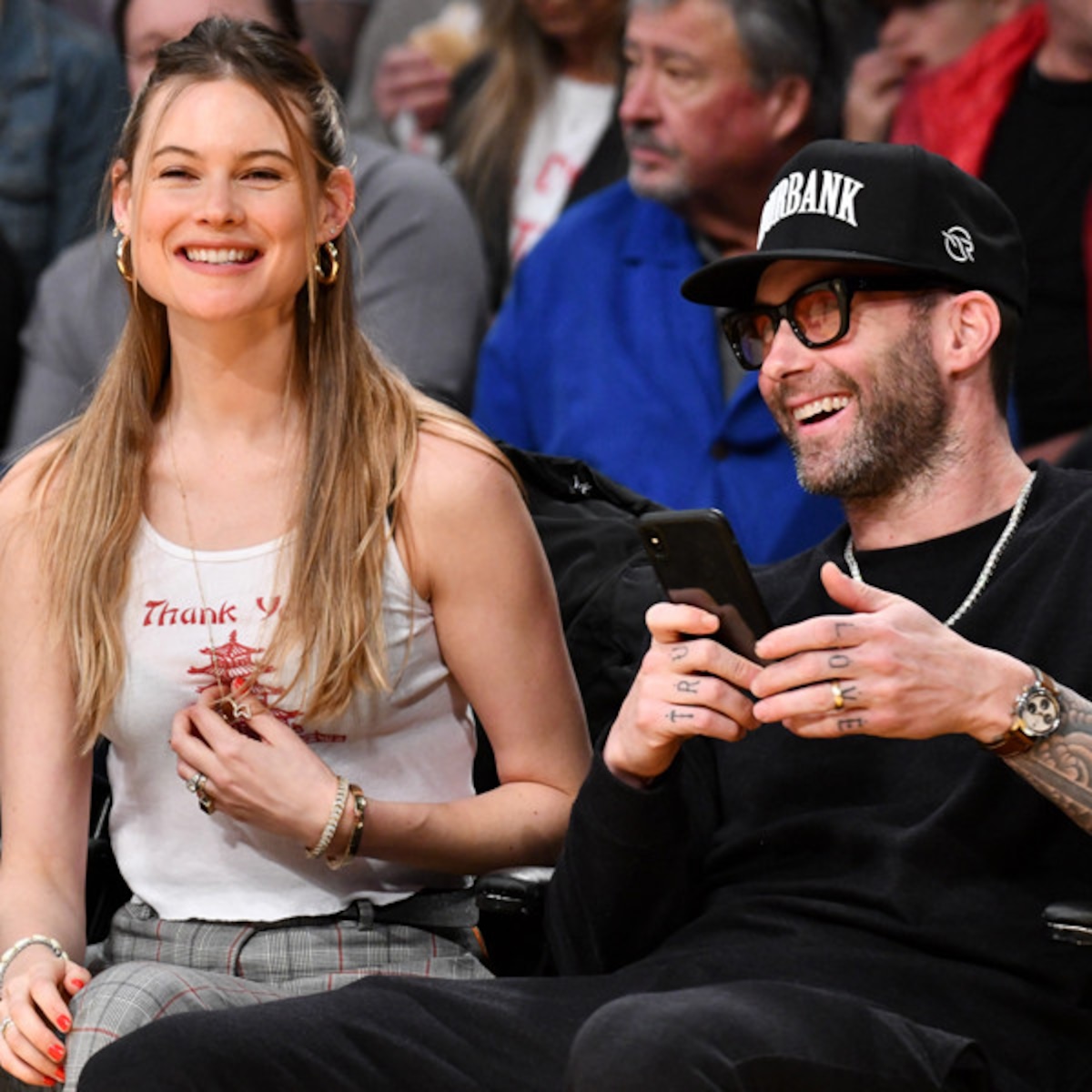 Here S How Many Kids Behati Prinsloo Says Adam Levine Wants E Online